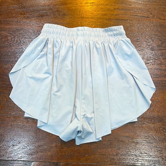 💙Altar’d State Flowy Shorts! Light blue!💙 - Picture 5 of 8